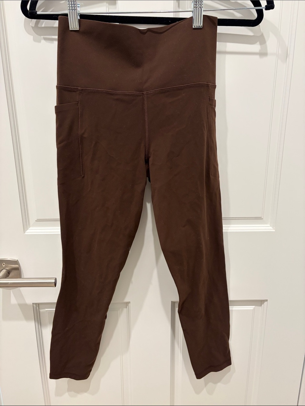 Athleta Salutation Stash 7/8 Womens Brown High-Waist Leggings with Pockets